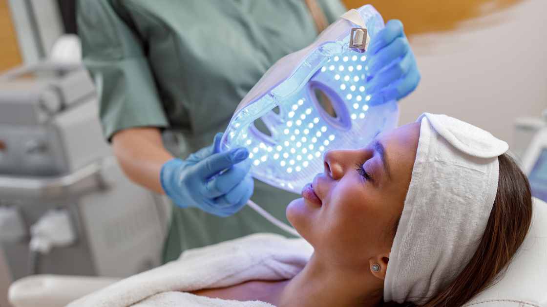 Benefits of Blue Light Therapy: Shedding Light on a Modern Treatment - Neo Elegance