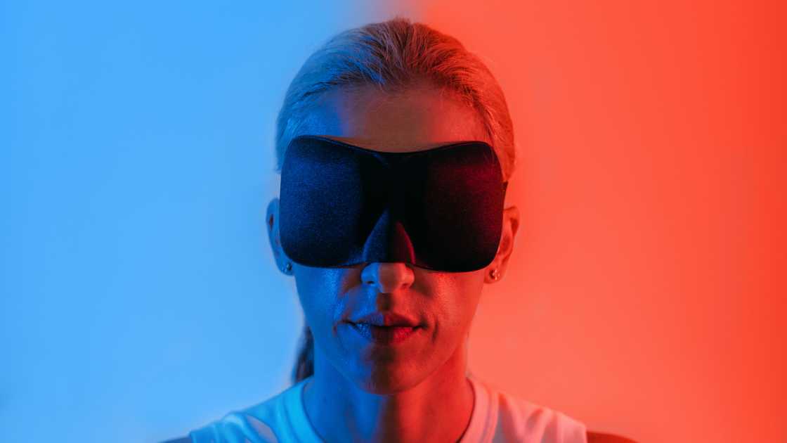 Can LED Face Masks Damage Your Eyes? Safety Guide (2026) - Neo Elegance
